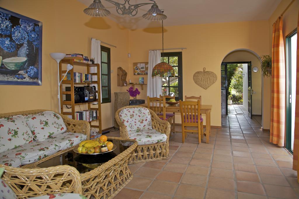 Casa Finca Avocado Los Llanos De Aridane Bagian luar foto